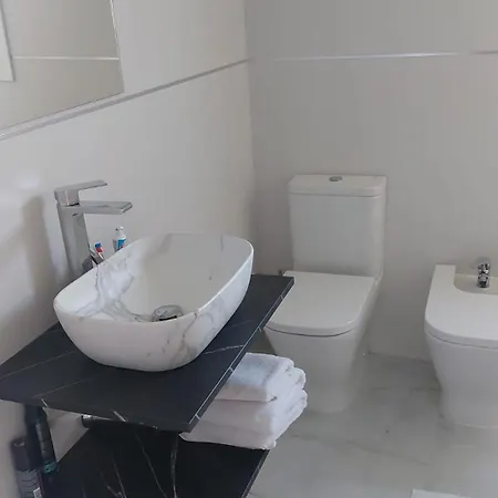 Piso Completo En Playamar - * Torremolinos
